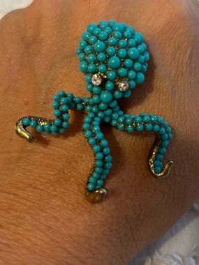 Kenneth Jay Lane gold plated octopus pendant EUC